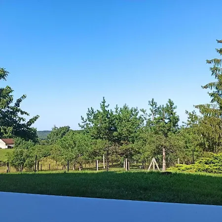 Apartment Serene In Hills *