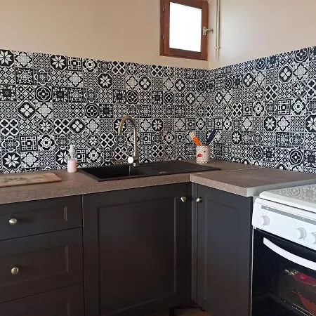 Apartment Serene In Hills Thedirac