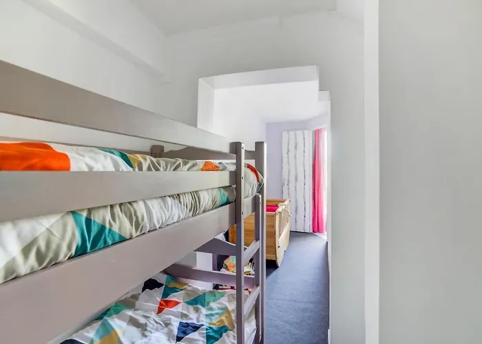 Serene In Hills * Thédirac